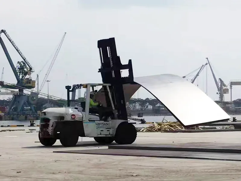 Solida däck 12.00-20 för Port Trailers